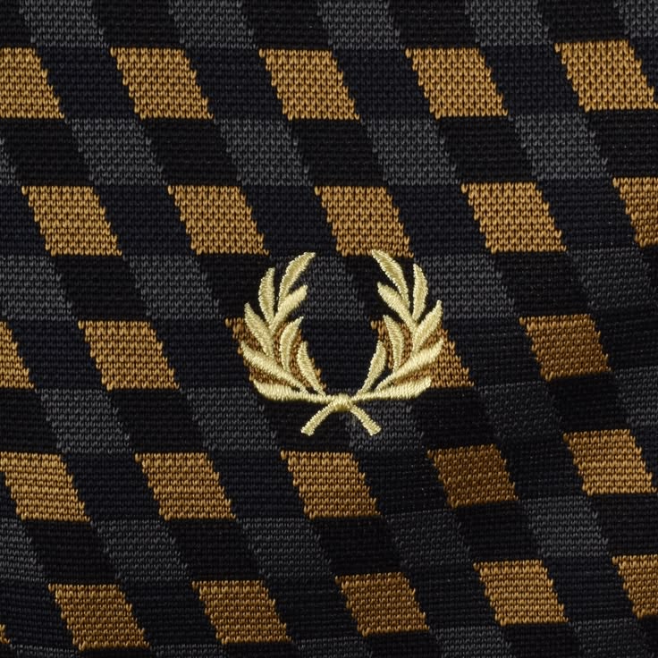 Fred Perry Geometric ( Like New )