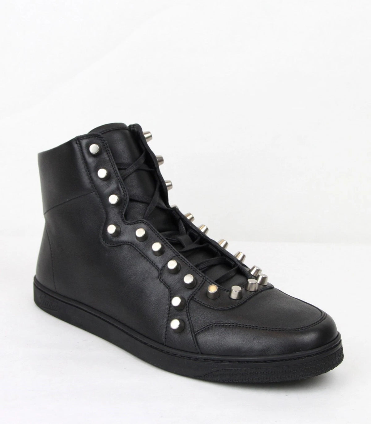 New Gucci Men's Black Sttuded ( Like New )