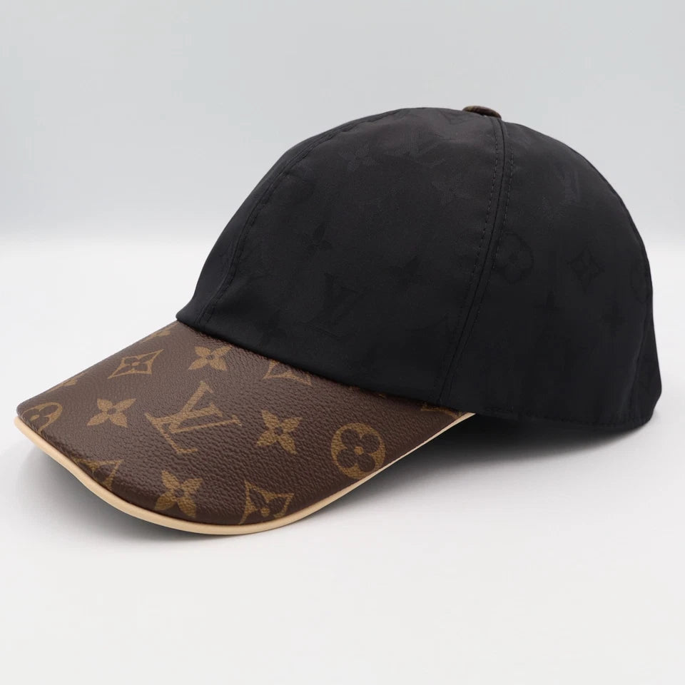 Louis Vuitton Get Ready Monogram ( Like New )