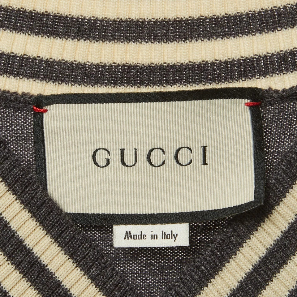 Gucci Grey Wool ( Like New )